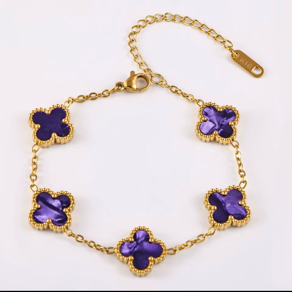 Elegant Gold and Purple Clover Bracelet